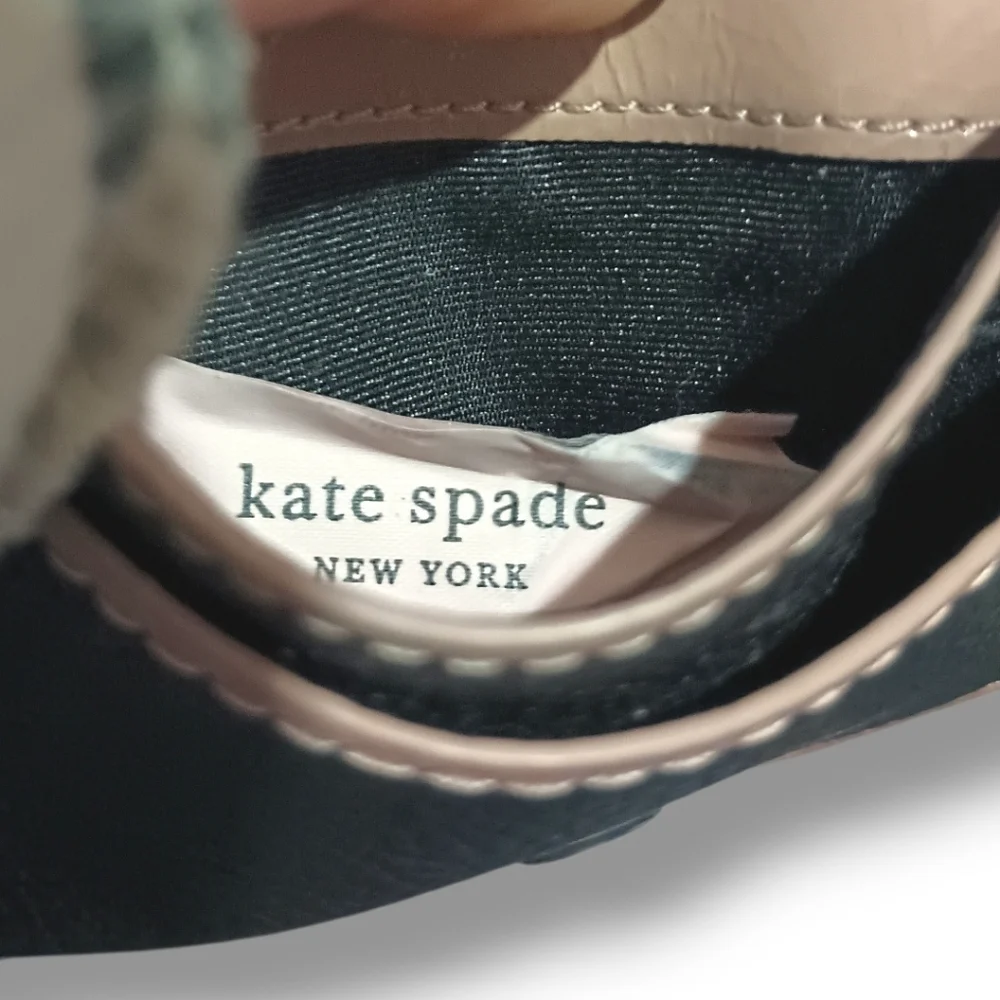 Kate Spade ♠️ Bifold Card Case | Black Leather | GUC - Picture 10 of 11
